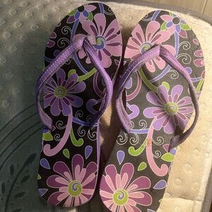 Vera Bradley thong sandals/flip-flops in size small 5/6